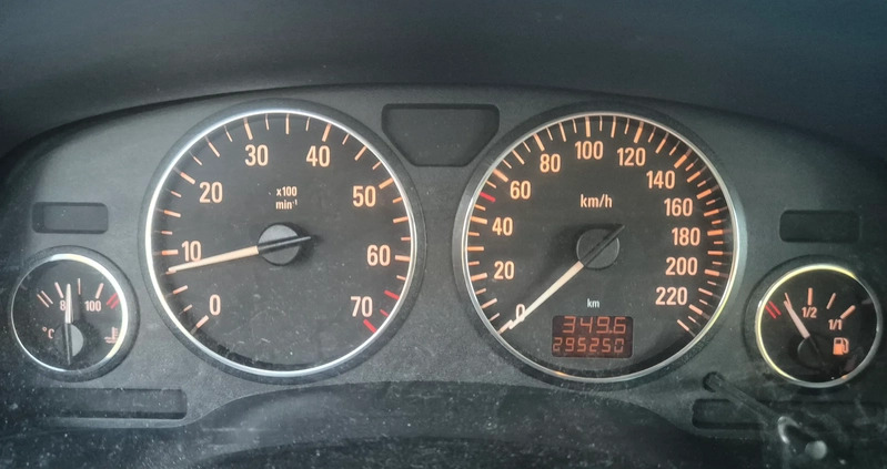 Opel Zafira cena 4100 przebieg: 295250, rok produkcji 2003 z Wrocław małe 67